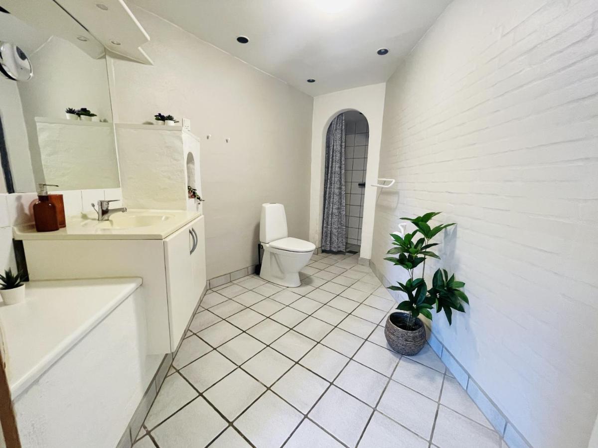 Aday - 2 Bedroom Apartment Close To Aalborg Hospital 외부 사진