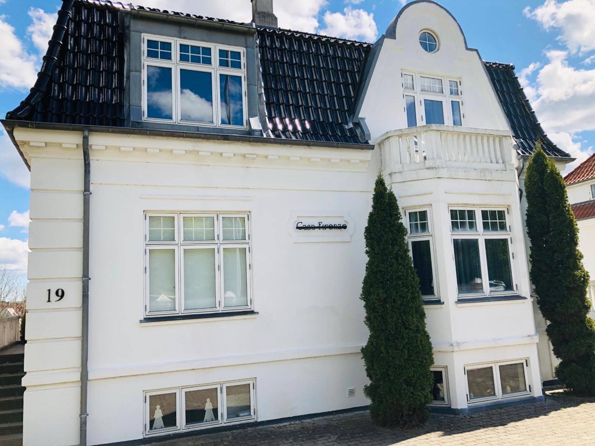 Aday - 2 Bedroom Apartment Close To Aalborg Hospital 외부 사진